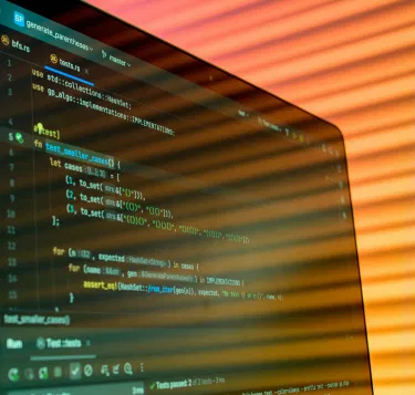 Portable ice bath tub arranged in a home setup